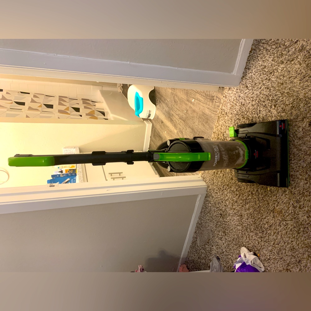Bissell Vacuum (power force)